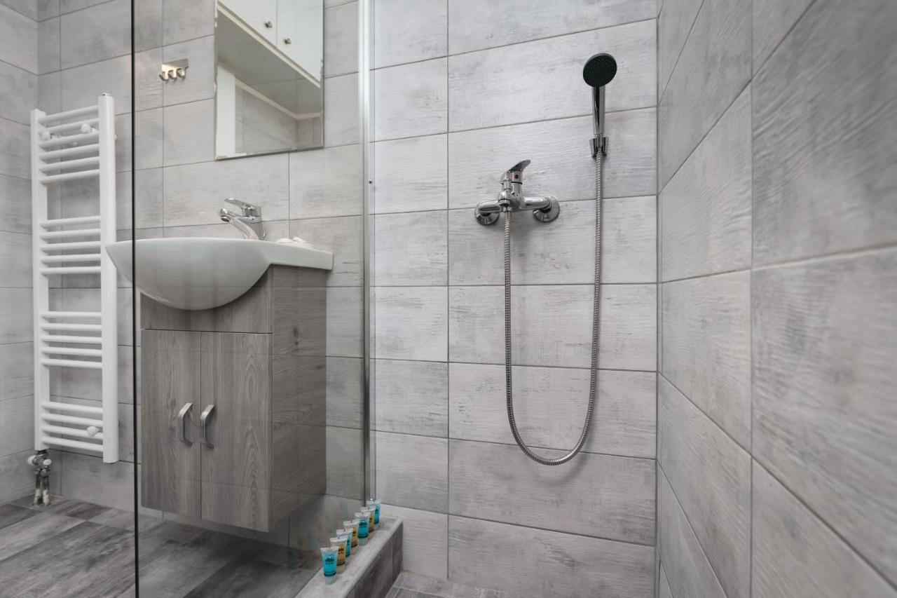 Apartment For 4 Ppl With Great View In Афины Экстерьер фото