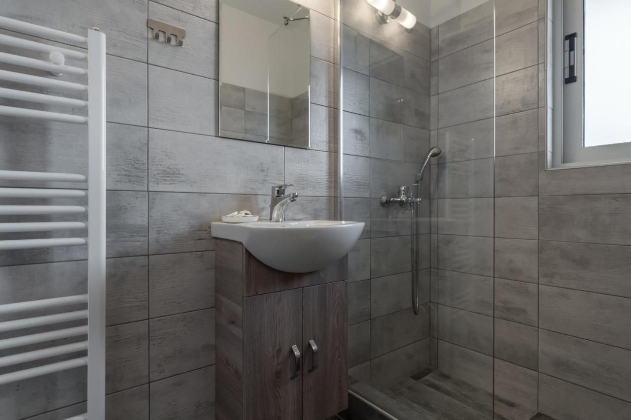 Apartment For 4 Ppl With Great View In Афины Экстерьер фото